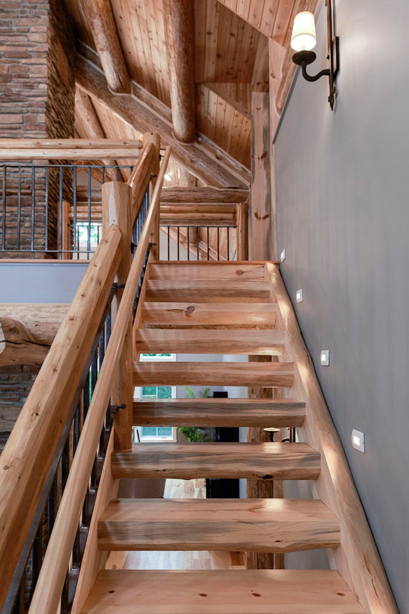 141STA072.WOOD-LOG-STAIRCASE.LIGHTING