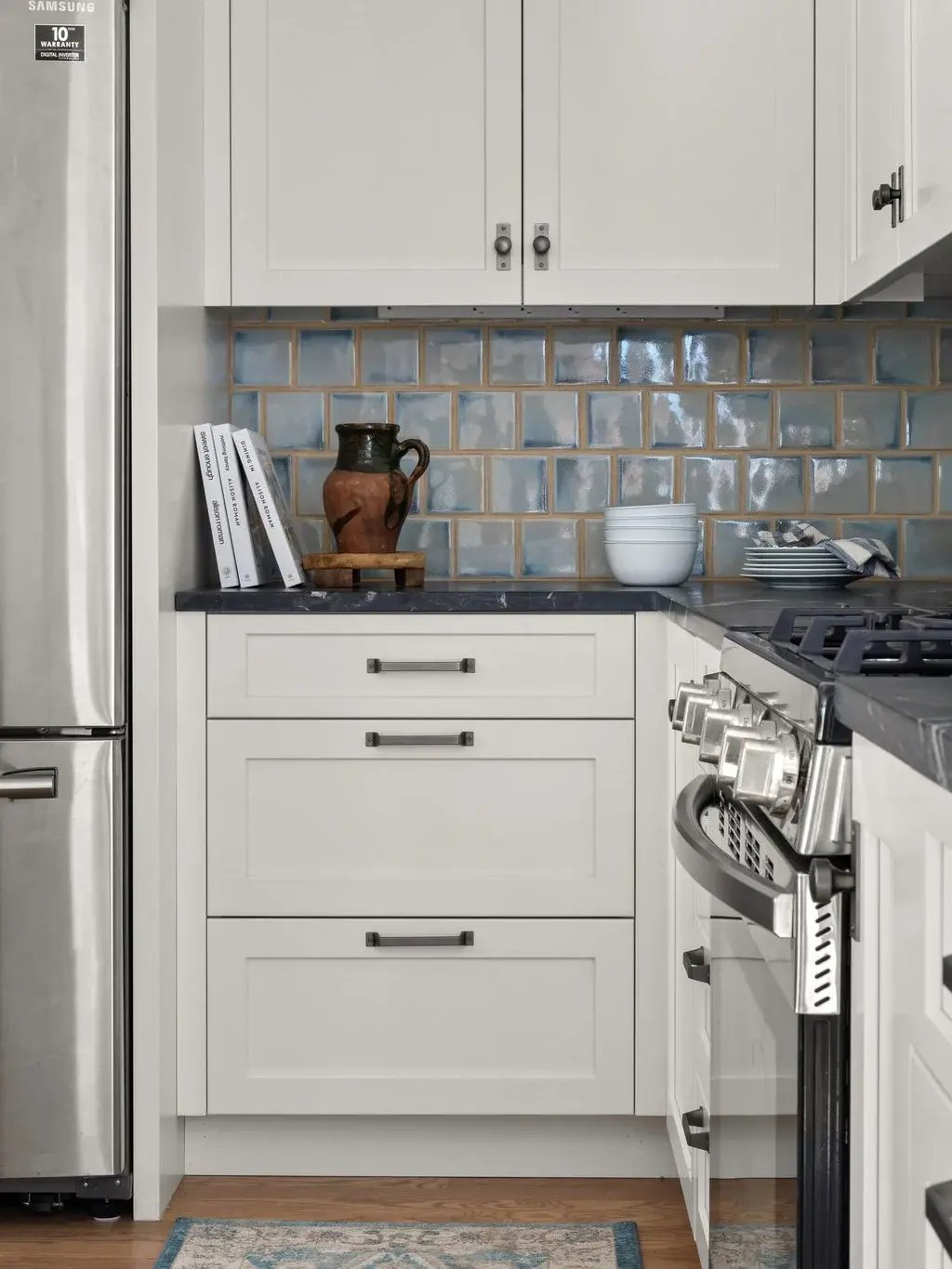 12-MEADOWLARK_KITCHEN_REMODEL_CREAMY_WHITE_CABINETRY_21203_IMG_07725