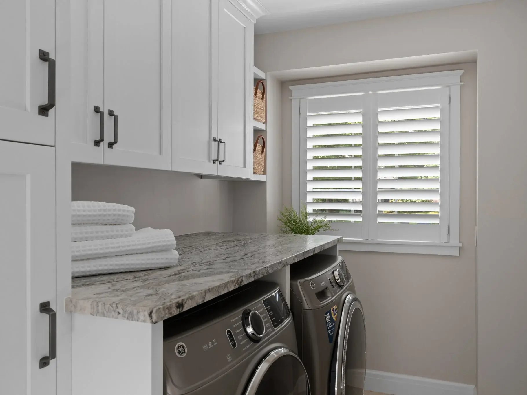 13-MEADOWLARK_LAUNDRY_ROOM_REMODEL_21203_IMG_07730