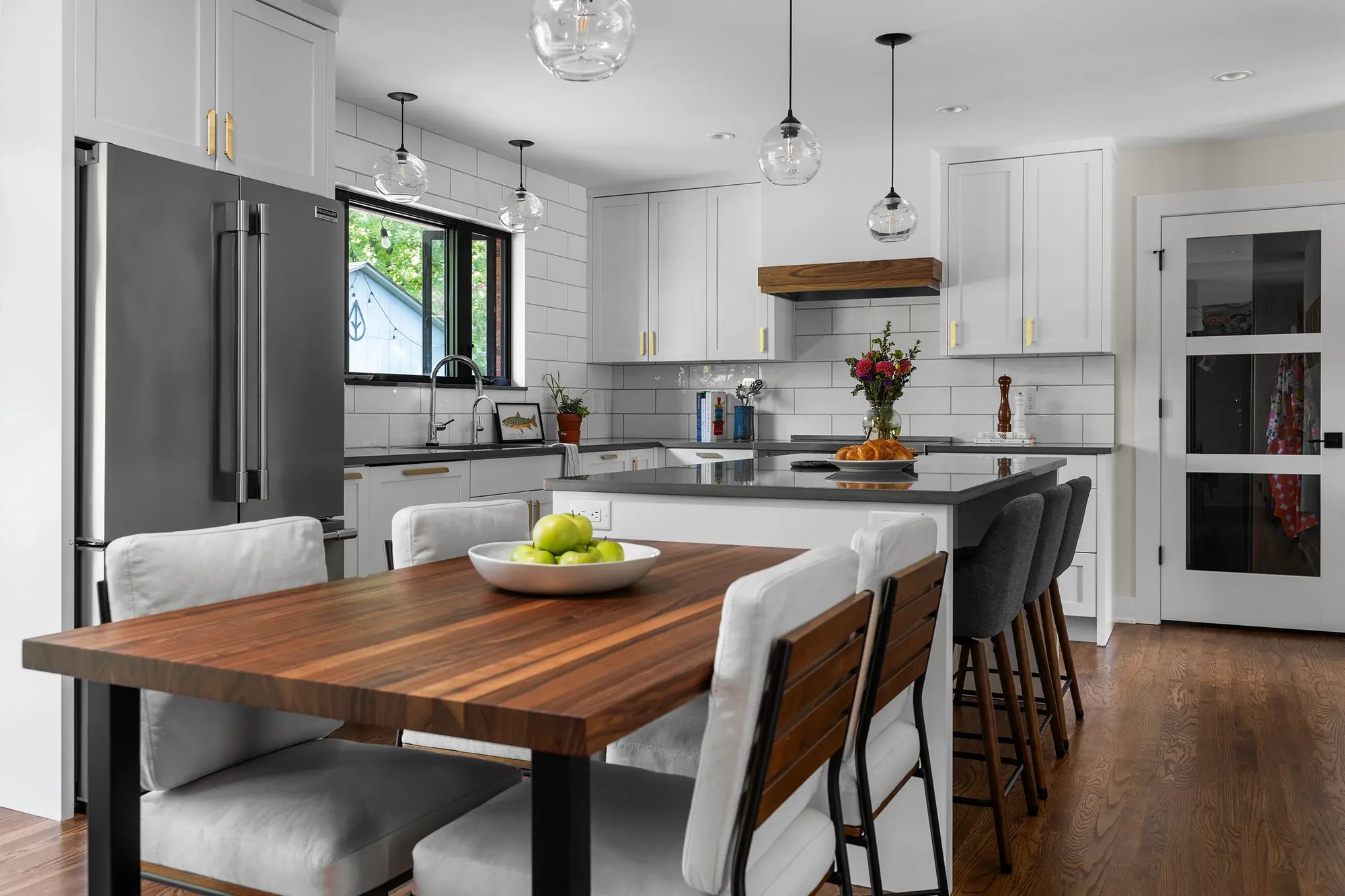 MEADOWLARK_23033_KITCHEN_REMODEL_IMG_7535_2400x1600