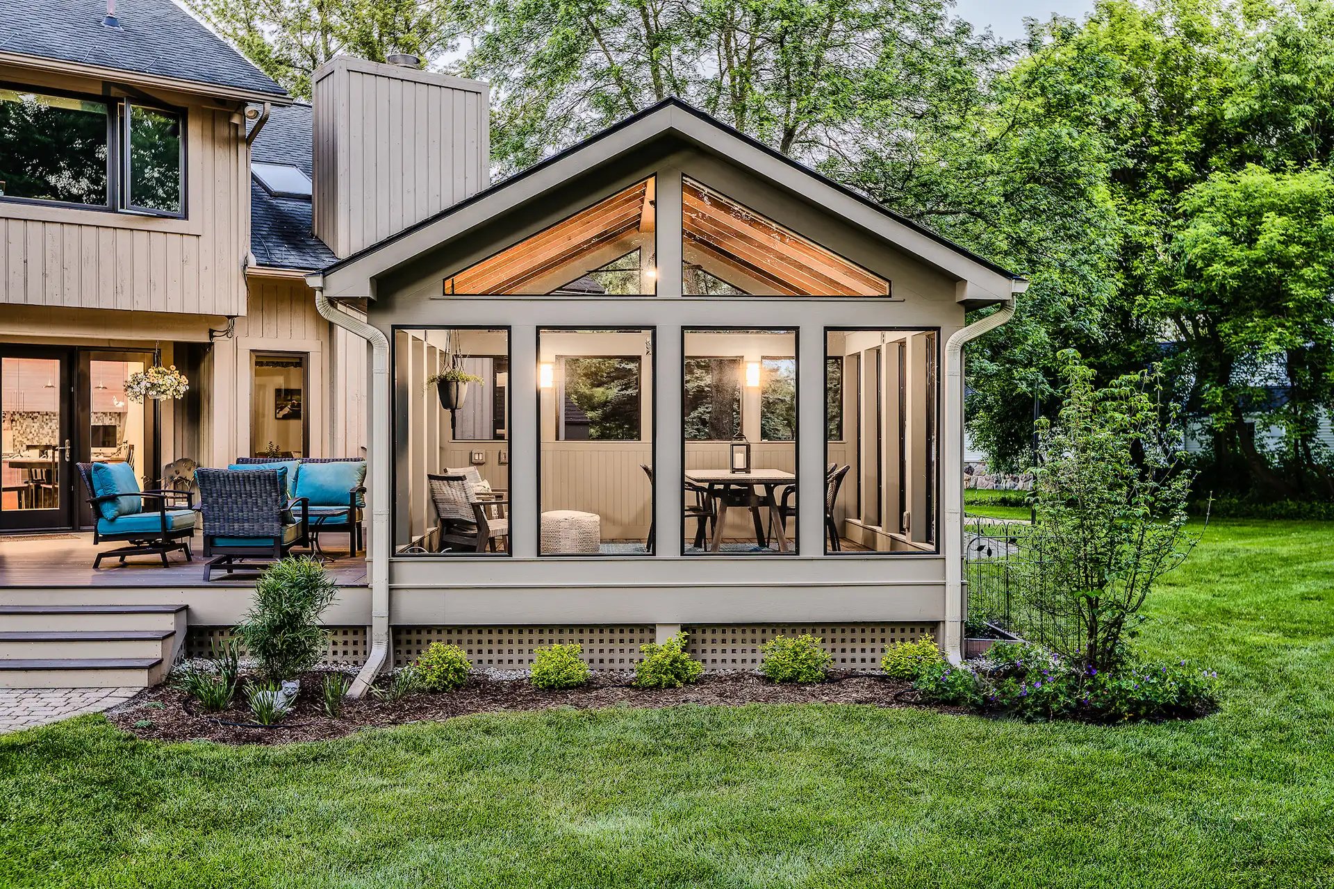 MEADOWLARK_SCREENED_PORCH_20055_0622_0016