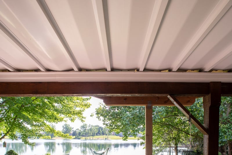 AYYA17105-RAIN-GUTTER-UNDER-DECK