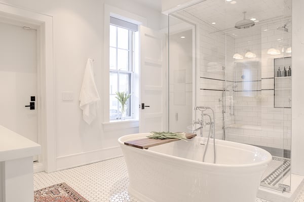 FRIE18046 TUB AND SHOWER 3