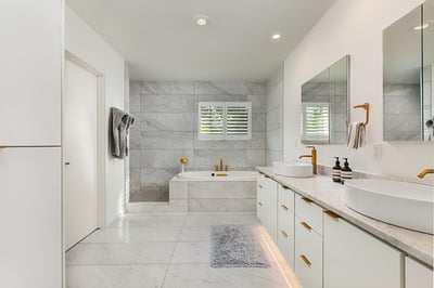 Meadowlark_MONS16069_PRIMARY_BATHROOM_IMG_3542_WS