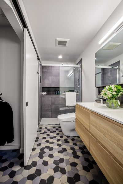 Meadowlark_SONG17031_PRIMARY_BATHROOM_20211214_017_WS