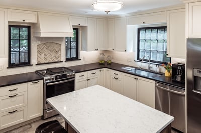 Meadowlark_CECC18064_KITCHEN_0621_0020_WS