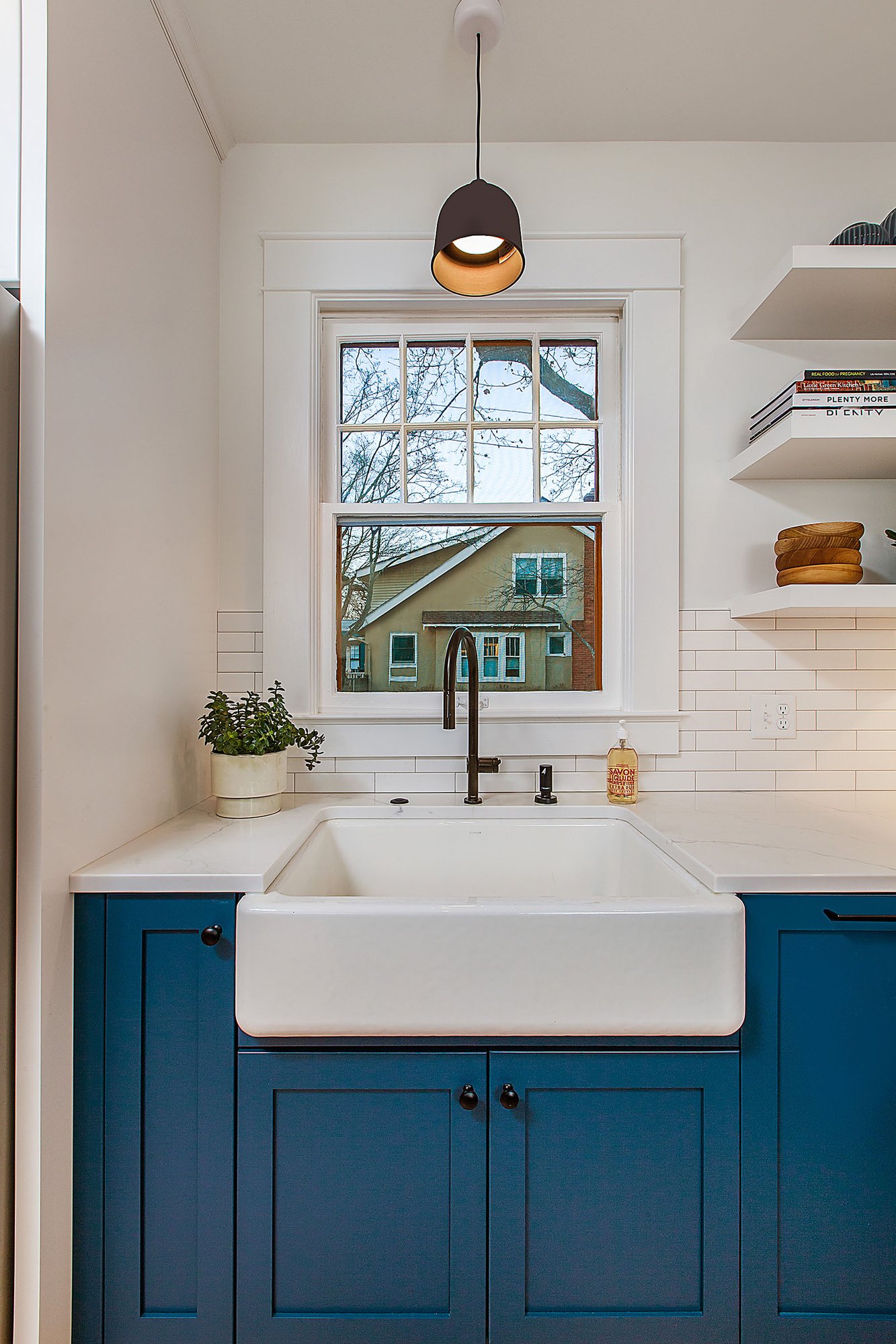 CARR21067_KITCHEN_SINK_1122_IMG_7539_WS