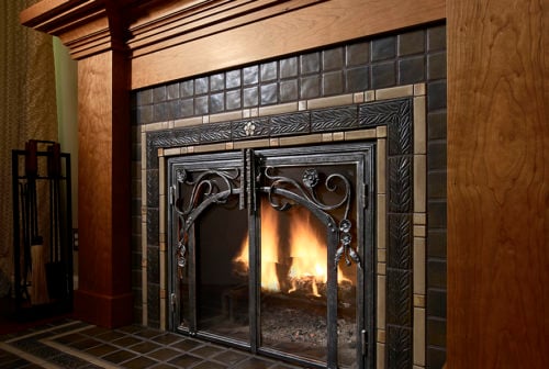 SEY_fireplace-detail-020-dc4-500x336