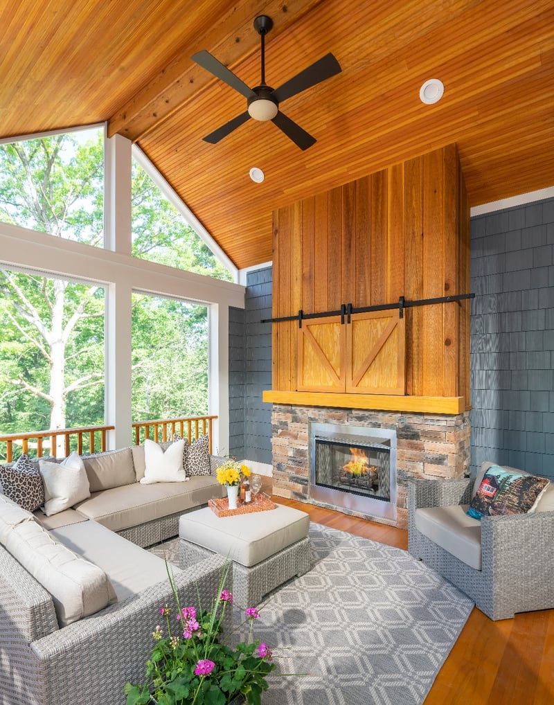 HAMM18010 SCREENED PORCH WITH FIREPLACE