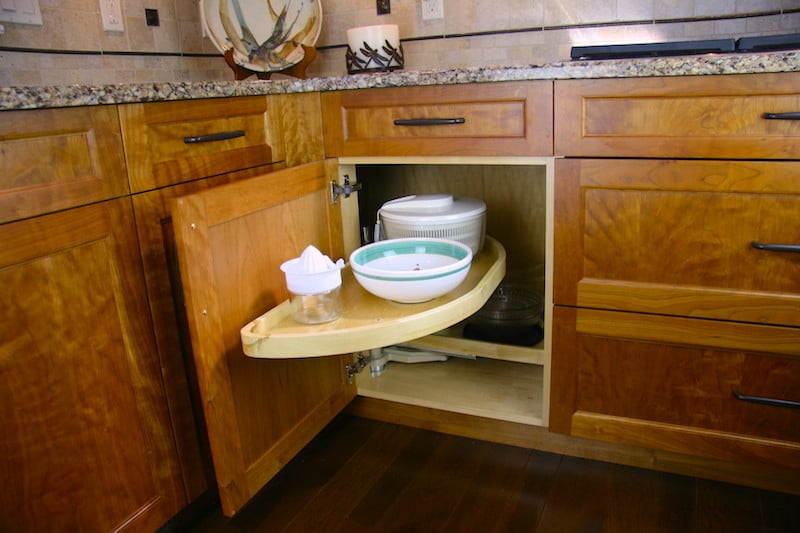 Meadowlark Pull Out Cabinet