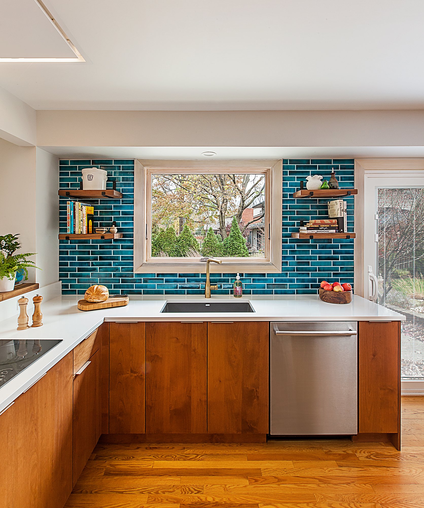 MEADOWLARK_KITCHEN_PULL-REPLACE-IMG_7314 Crop