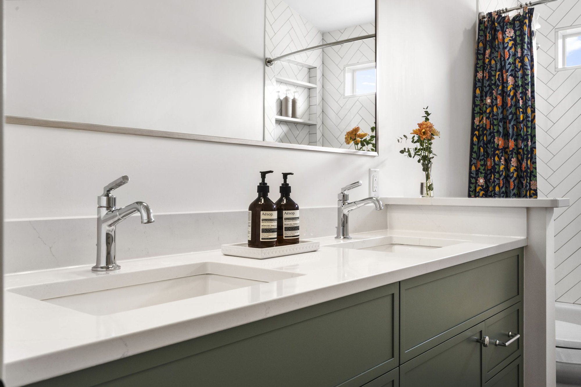 Meadowlark_Remodel_Family_Bathroom_DSC08071_WS