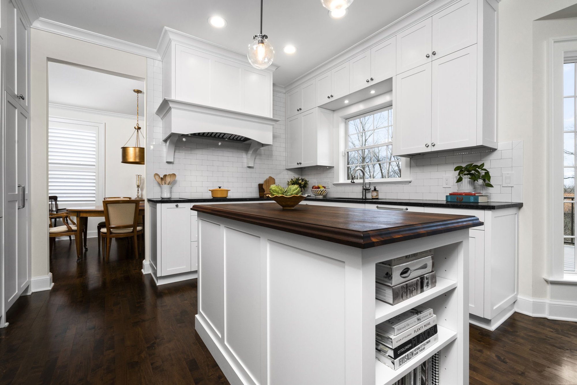 Meadowlark_Remodel_Kitchen_Island_Corner_DSC08197_WS