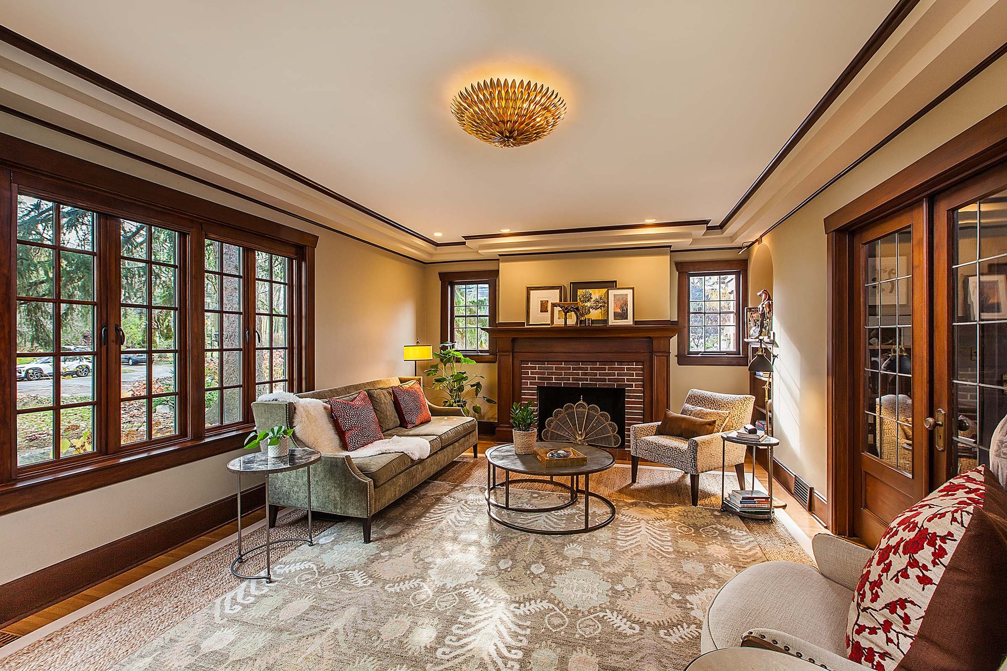 Meadowlark_LIVING_ROOM_FIREPLACE_22039_IMG_9448
