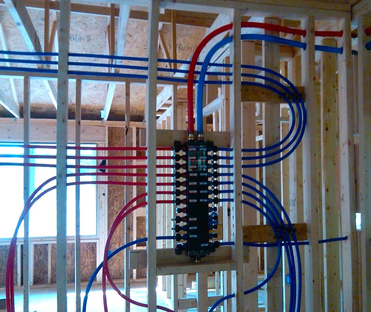 Pex-manifold-residential-water-system