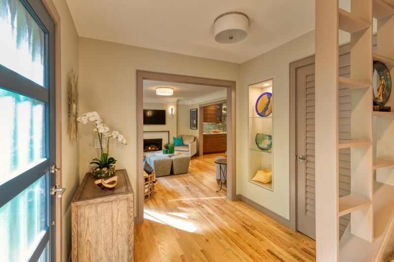 WELK17054-LIVING-ROOM-FROM-ENTRY