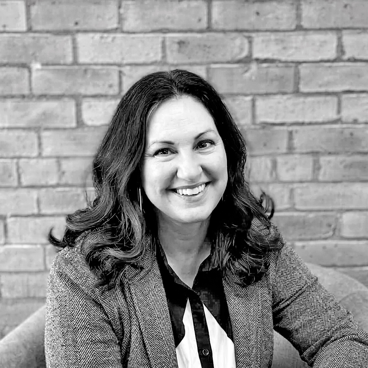 Jennifer_Hinesman_Headshot_2026_B+W