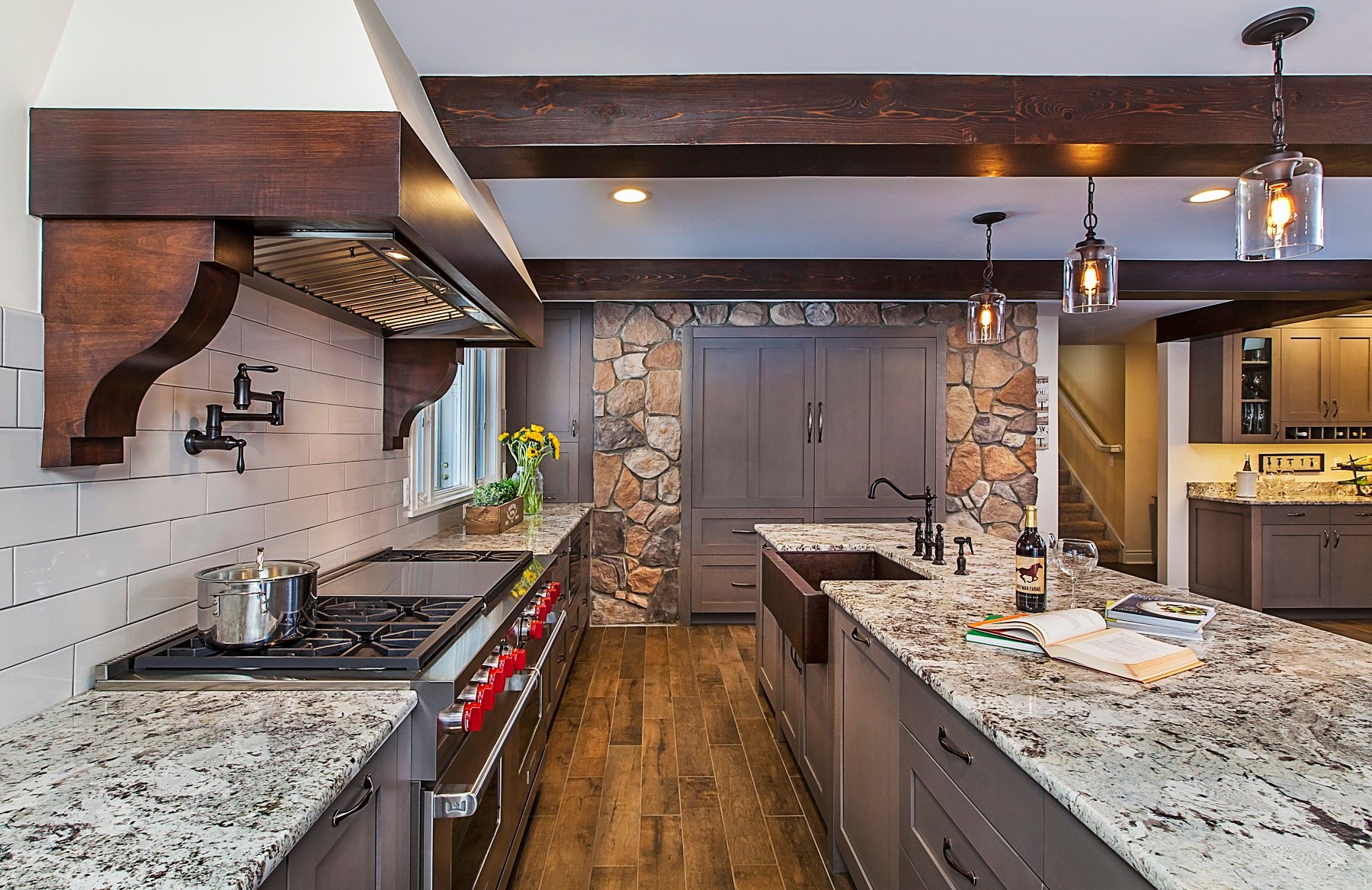 Barely-There Open Kitchen Layouts