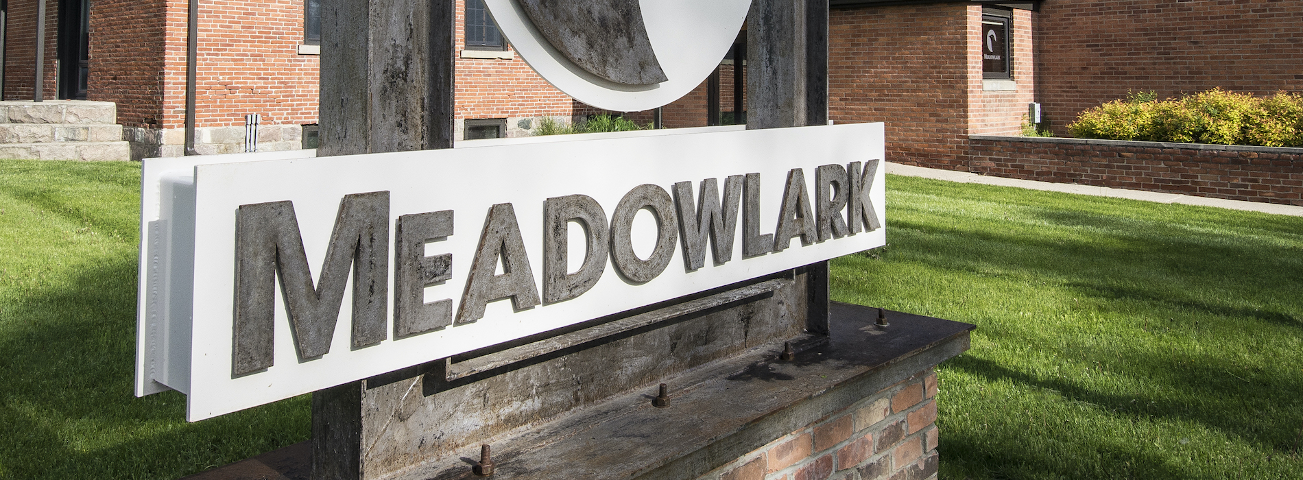 MEADOWLARK-FRONT-SIGN-HEADER